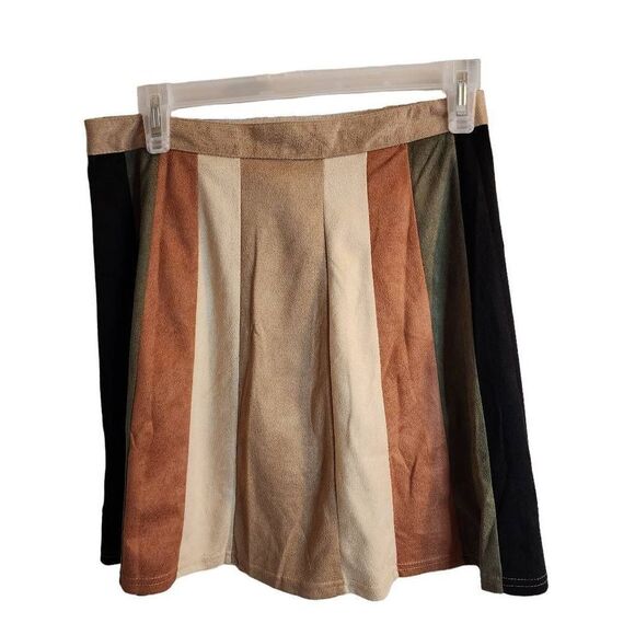 Andrée By Unit Medium Suede Mini Skirt - Picture 7 of 7